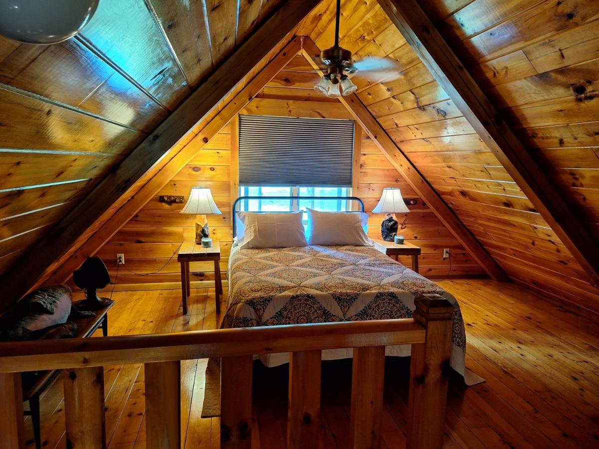 Neshannock Creekside Log Cabin Volant Exterior foto