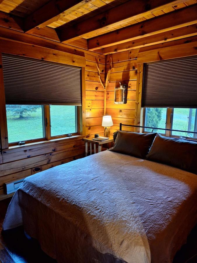 Neshannock Creekside Log Cabin Volant Exterior foto