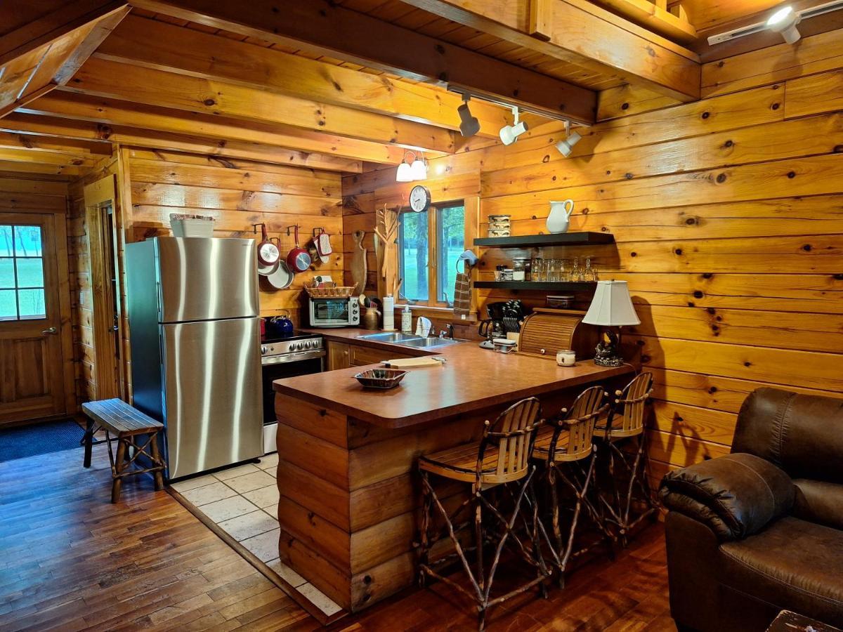 Neshannock Creekside Log Cabin Volant Exterior foto
